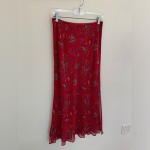 Stunning maxi skirt with split slit